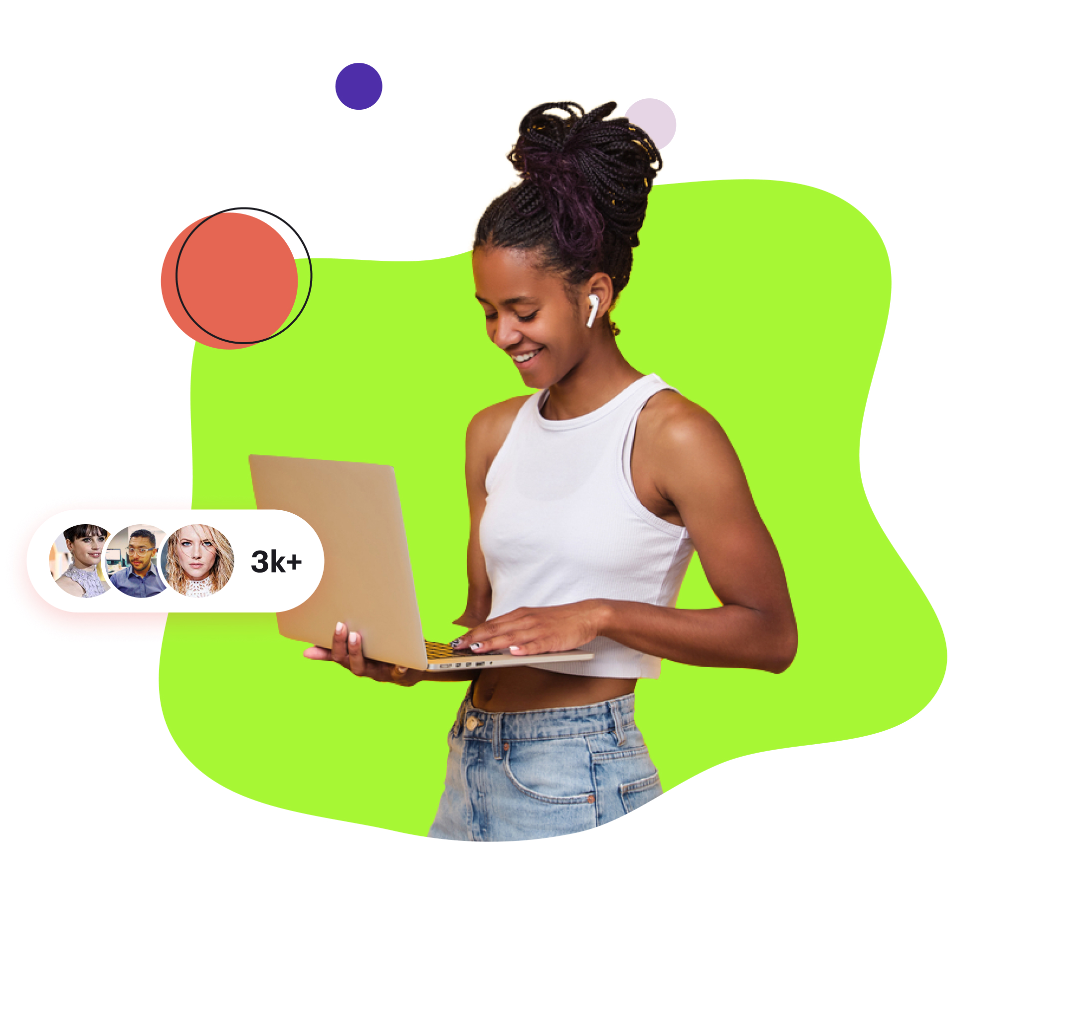 lady with a laptop smiling